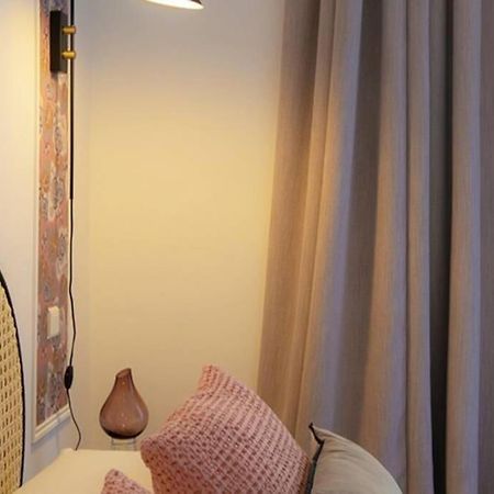 Romantic Flat In The Heart Of The City อาวีญง ภายนอก รูปภาพ