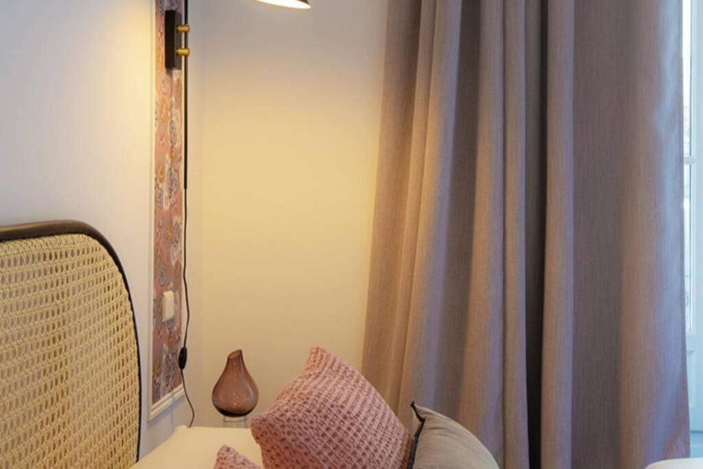Romantic Flat In The Heart Of The City อาวีญง ภายนอก รูปภาพ
